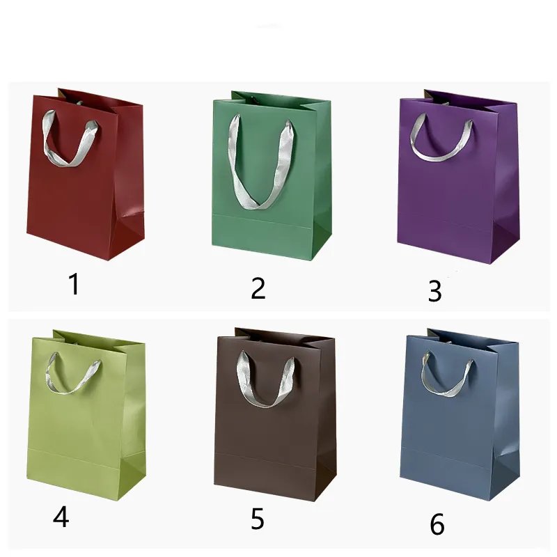 Manufacturer wholesa kraft paper custom balenciaga style matt gloss luxury shopping white small gift bag for packing
