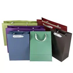 Manufacturer wholesa kraft paper custom balenciaga style matt gloss luxury shopping white small gift bag for packing