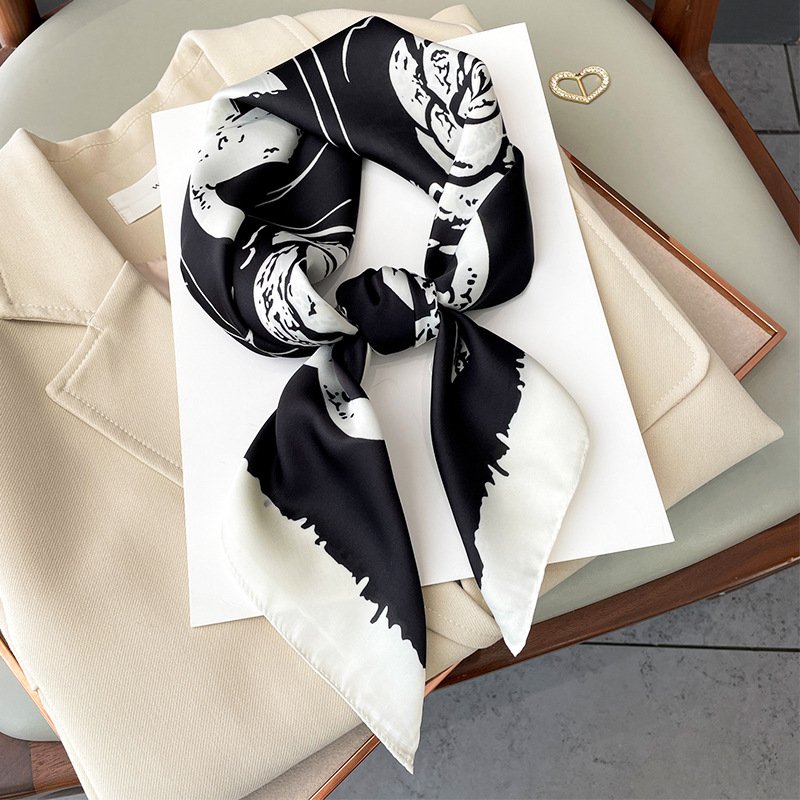 Luxury Print Silk Square Scarf Women Spring Neck Tie Shawl Wraps Female 70cm Hair Hand Wrist Headkercheif Hijab Bandana 2022