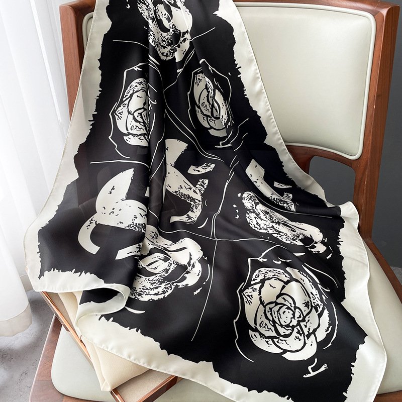 Luxury Print Silk Square Scarf Women Spring Neck Tie Shawl Wraps Female 70cm Hair Hand Wrist Headkercheif Hijab Bandana 2022