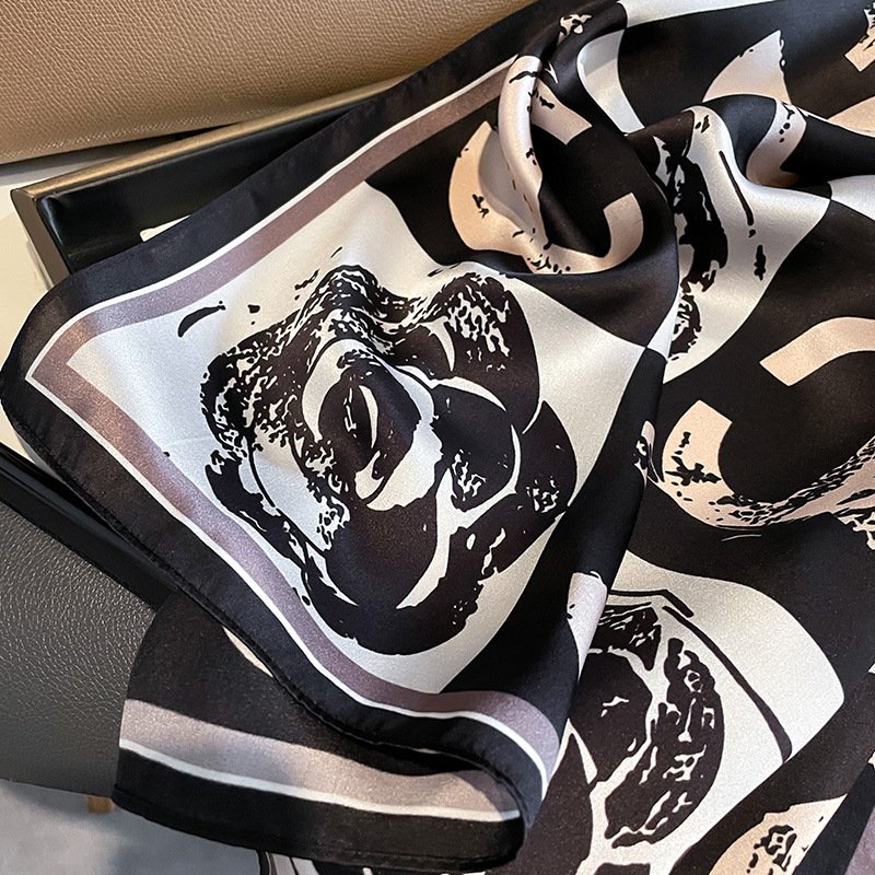 Custom Elegant Pure Silk Scarf for Women Bandanas Accessories Neck Hair Tie Fashion 70cm Floral Printed Mulberry Silk Scarves