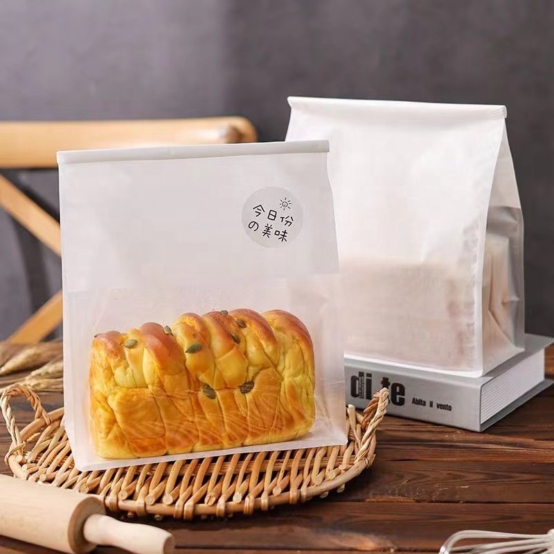 Wholesale Food Grade Bakery Bag Window Tin Tie Toast Paper Bag with Clear Plastic Kraft Paper Bread Packaging Offset Printing