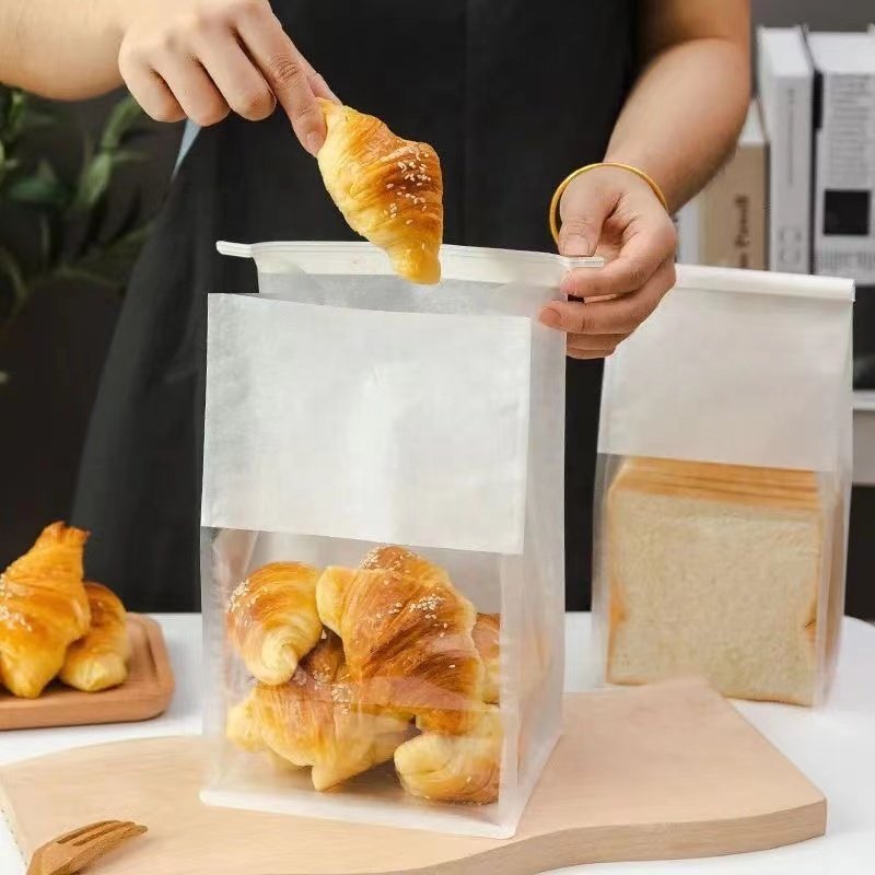 Wholesale Food Grade Bakery Bag Window Tin Tie Toast Paper Bag with Clear Plastic Kraft Paper Bread Packaging Offset Printing
