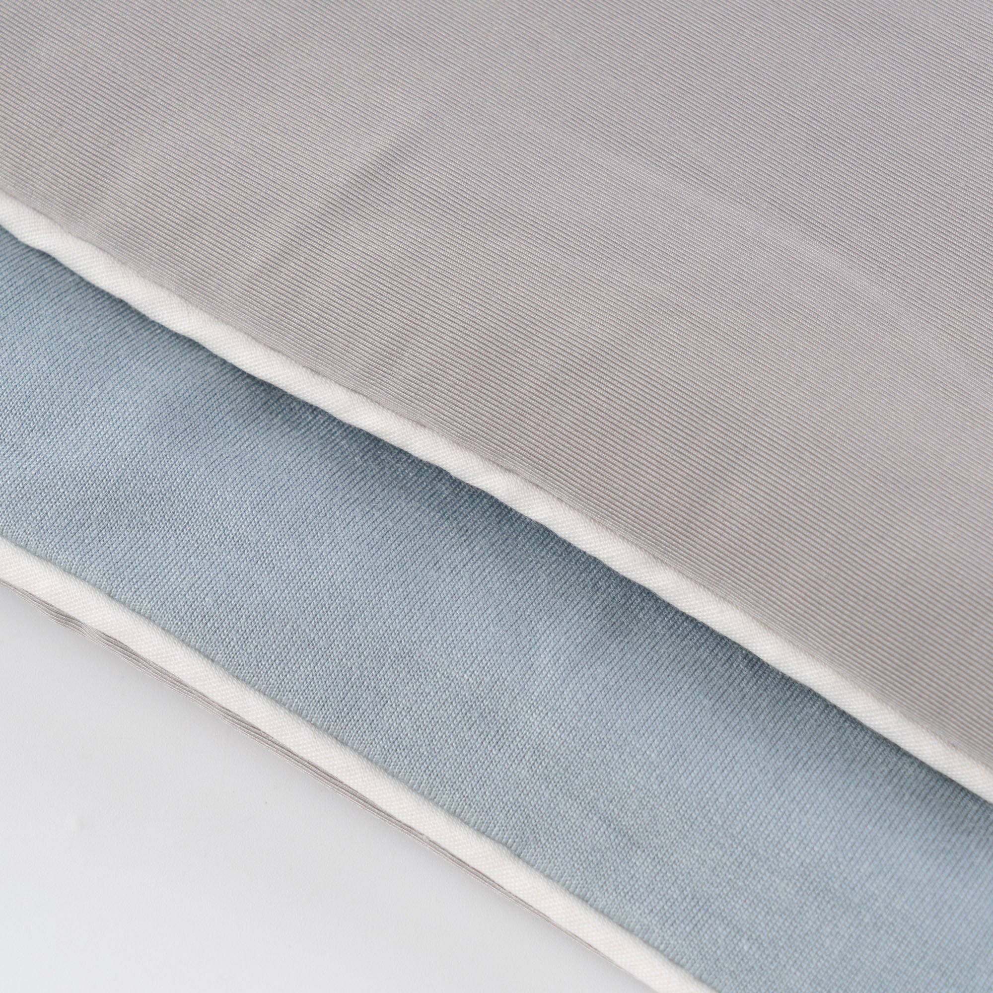 Bamboo Silk Cooling Weight Blanket Breathable Silk Smooth Blue Grey Summer Cooling Comforter for Hot Sleepers and Night Sweats