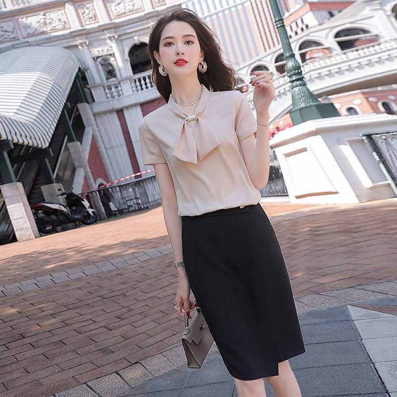 China Factory Direct Sell Dropship Wholesale White Tie Shirts for Women Short Sleeve Blouse with Bow Office Lady Summer Wear Top