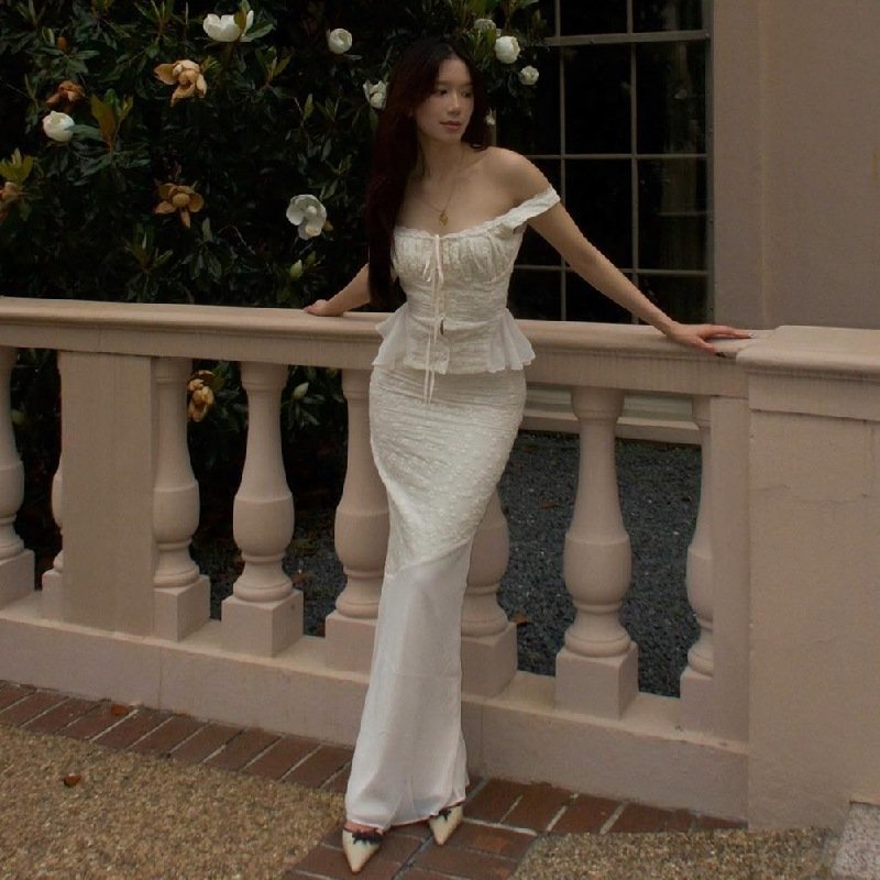 Vintage Embroidered Elegant 2-piece Sets For Women Lace Top and Long Skirt Sets Summer White Party Outfits For Women 2914