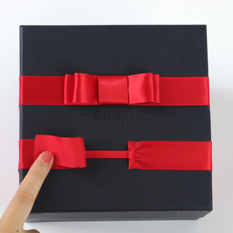 Factory customized adjustable pre-tied made gift wrap printed grosgrain satin ribbon bows with loops
