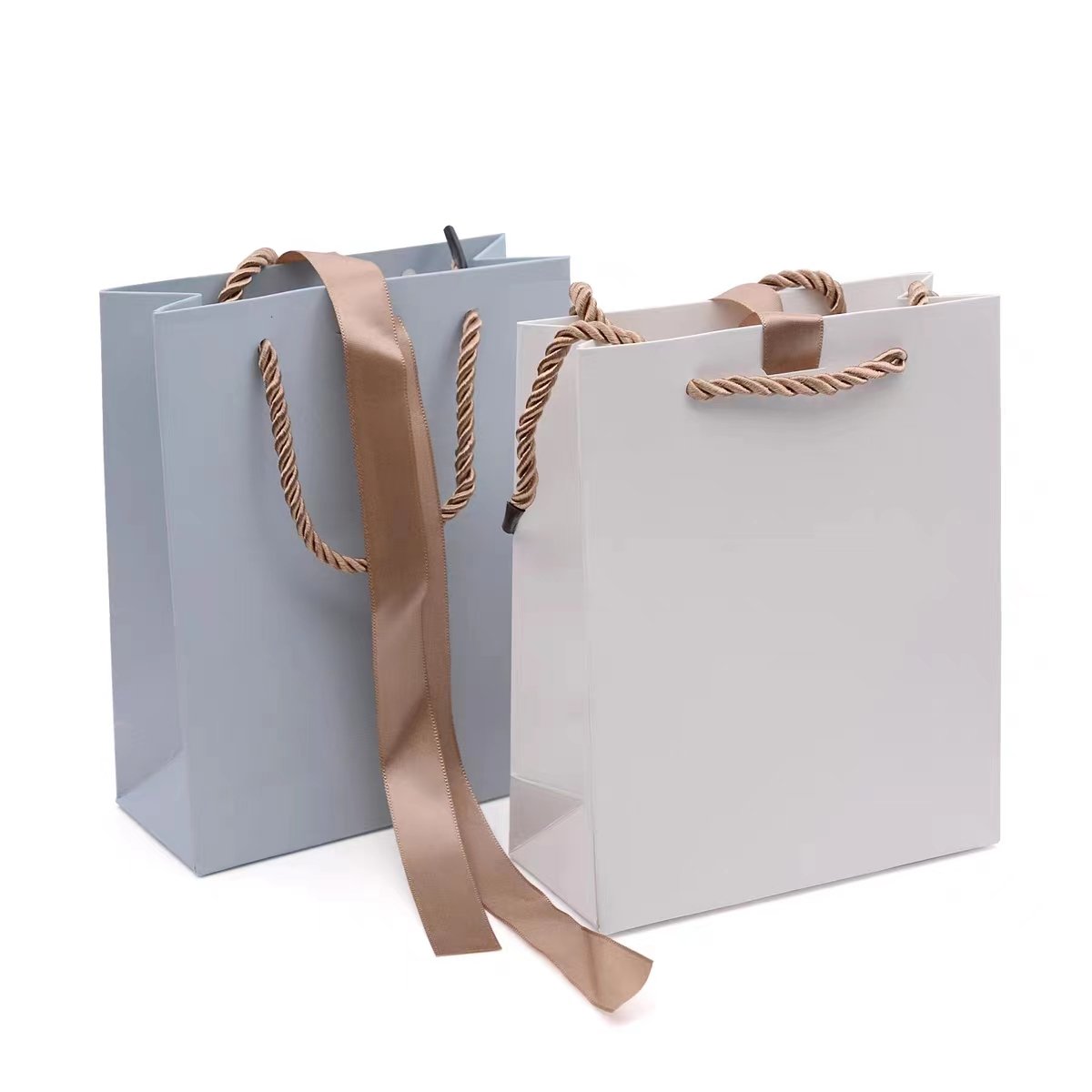 Professional Customized Coated Paper Jewelry Packaging Paper Bag with Ribbon Handle