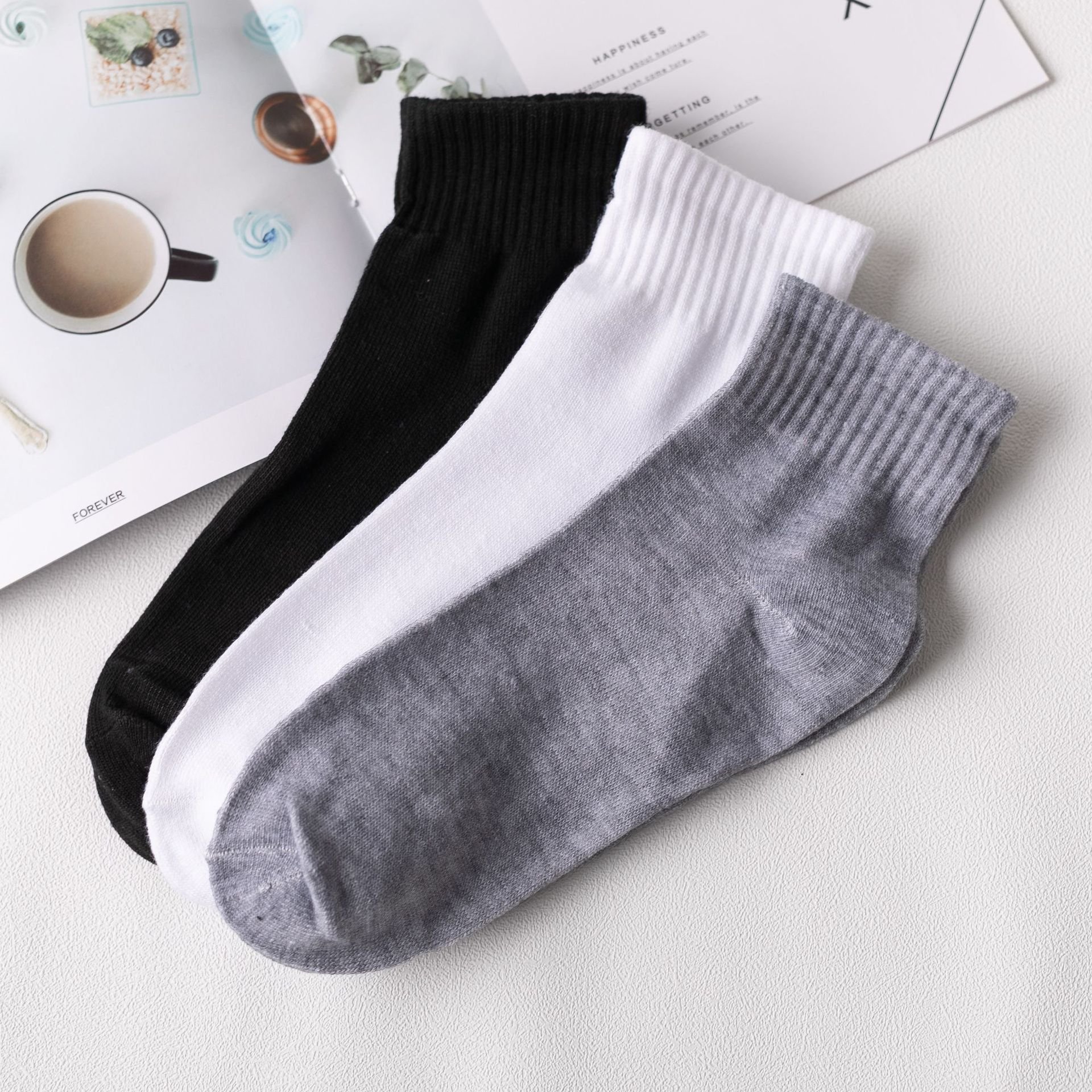 Cotton polyester breathable black white grey plain men women crew socks