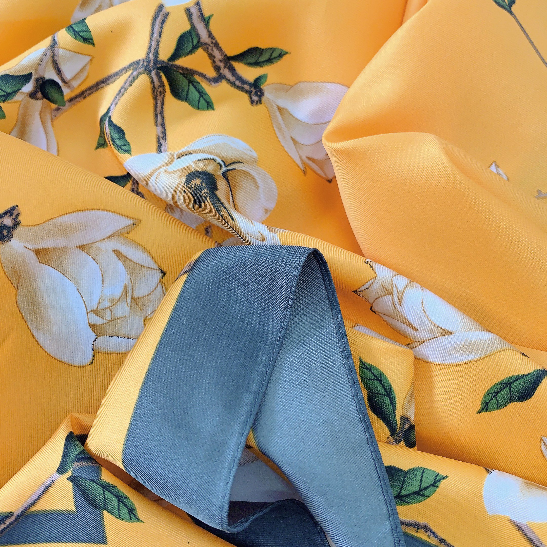 Newest designs printed twill silk square scarf elegant muslim women hair tie square silk head wraps Beach Shawls Bandanas