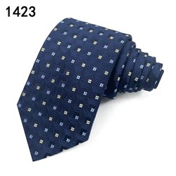1423