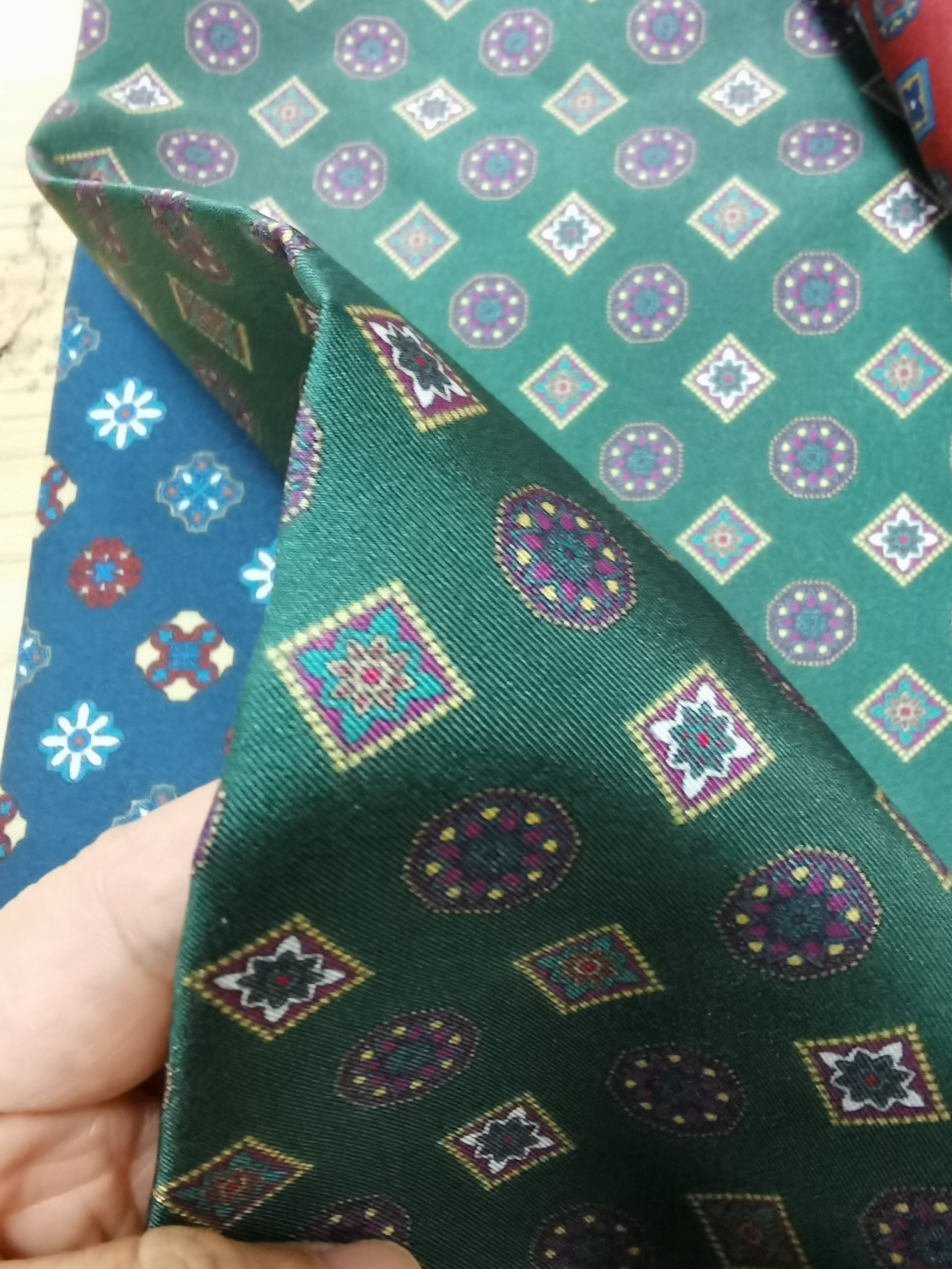 100% Natural Mulberry Silk Twill Thick 16mm Jacquard Fabric for Garments Men's Ties Dresses Scarves Costumes Skirts