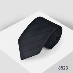 8823