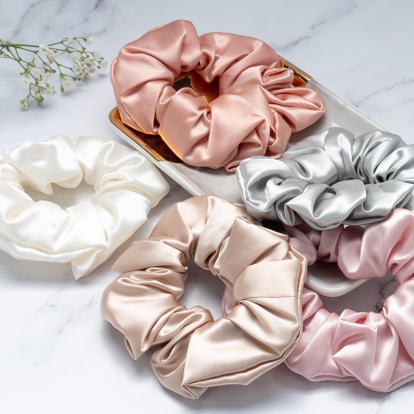 custom silk scrunchies with different color silk hair ties mulberry 100% pure silk scrunchies