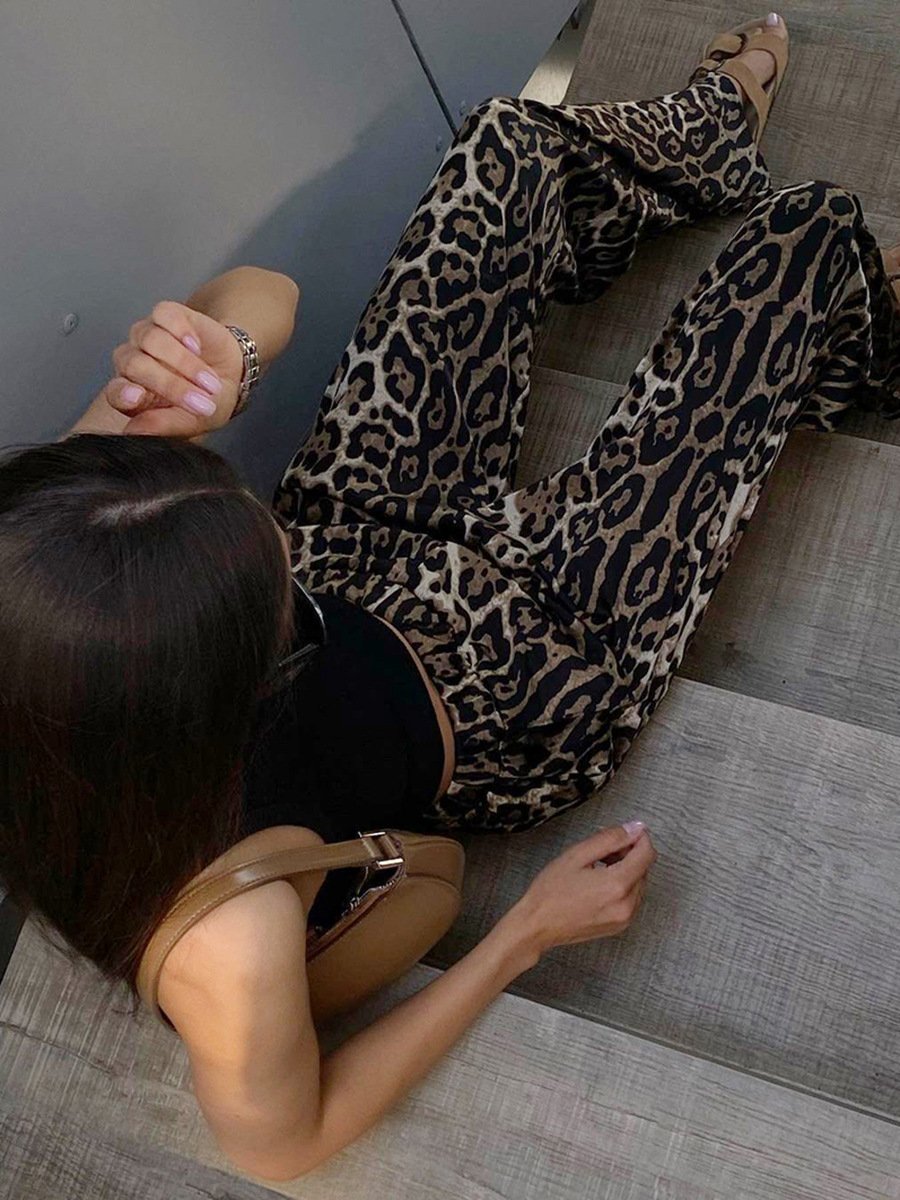 Custom Girl Drawstring Oversized Sweatpants Loose Cargo Stack Trousers , Baggy Parachute Pants for Streetwear Fashion/