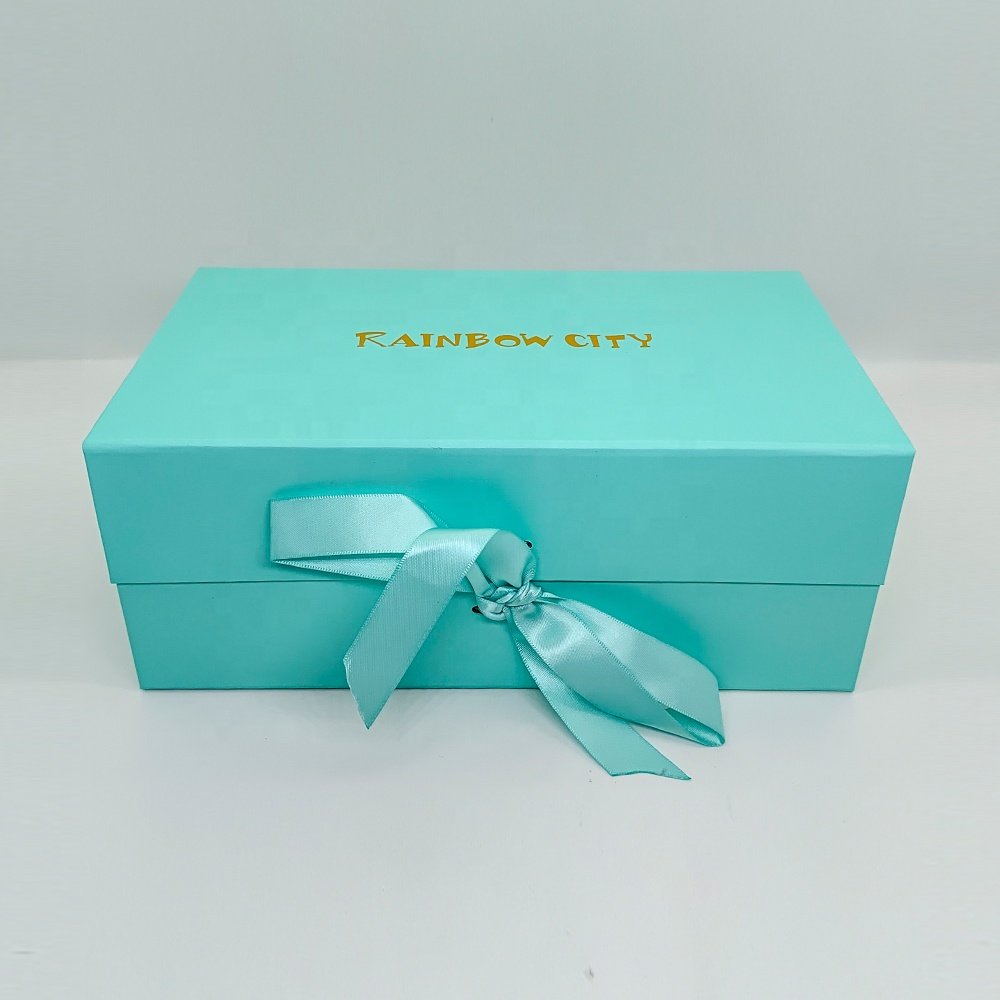 Custom luxury magnet flap clothing paper box foldable magnetic closure gift boxes with ribbon