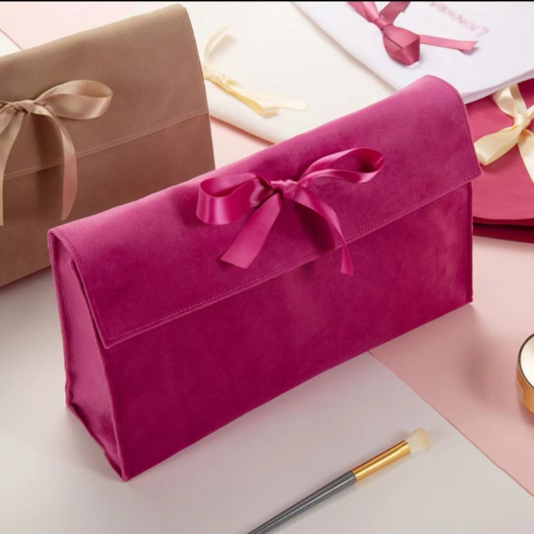 Luxury Jewelry Gift Bags Bow Tie Microfiber Jewelry Pouch Jewelry Packaging Bag for wedding gift cosmetic