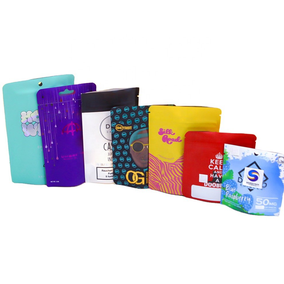 Sourcepack Smell Proof Packing Printed Zip Custom Ziplock Logo Plastic Stand up Pouch Edible Packaging Doypack Mylar Bag