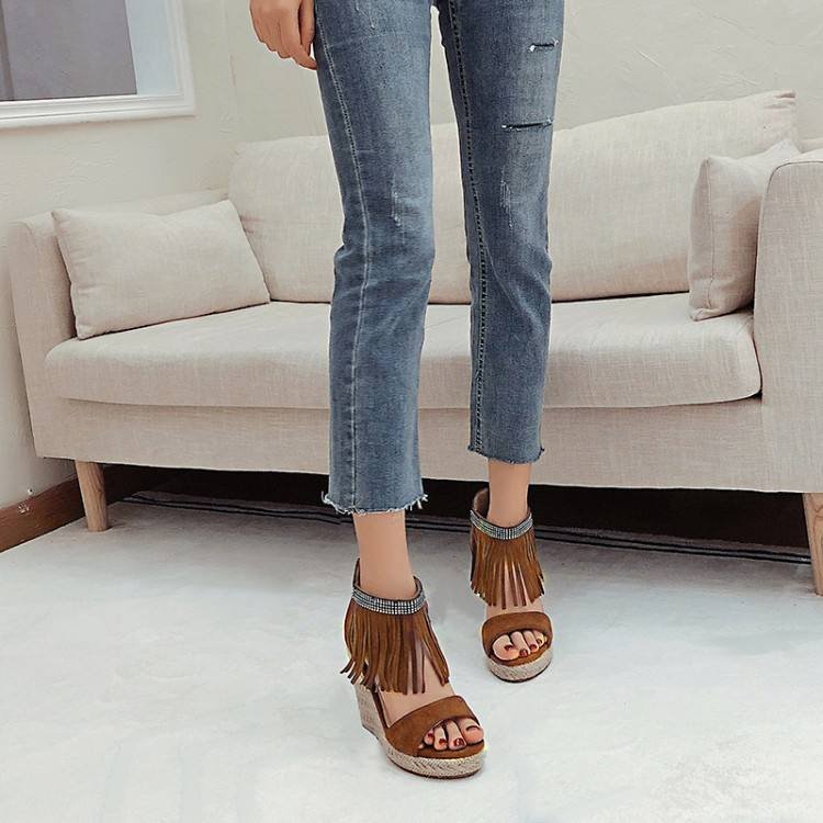 2024 Custom Design Mature peep toe sexy tassels suede women diamonds ankle strap chunky high heel Custom platform wedge sandals