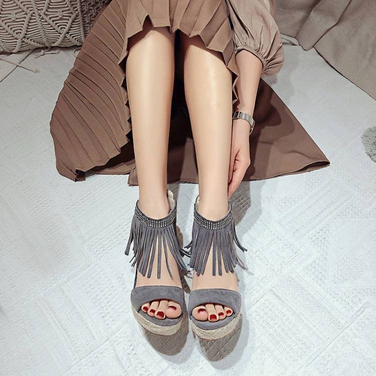 2024 Custom Design Mature peep toe sexy tassels suede women diamonds ankle strap chunky high heel Custom platform wedge sandals
