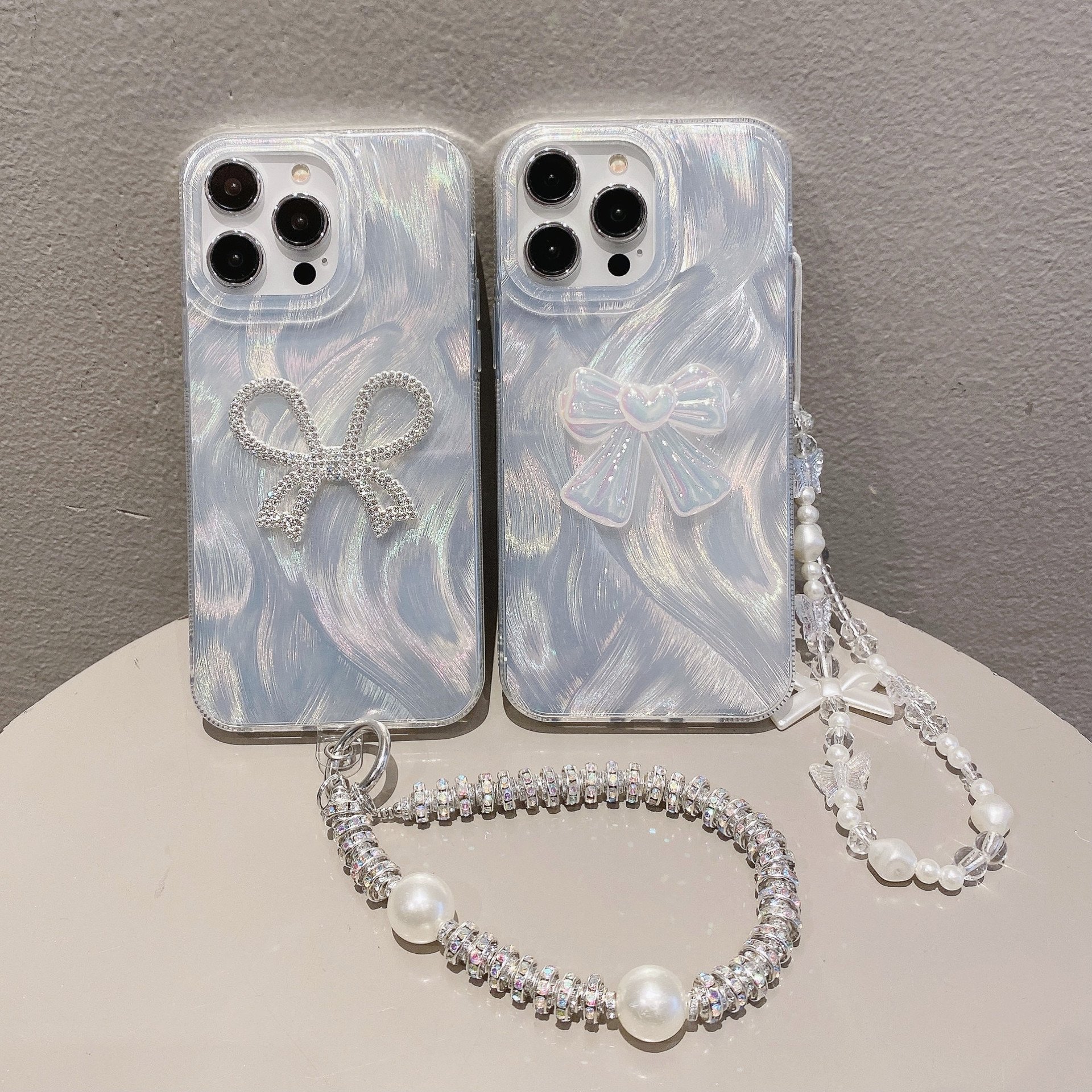 NEW Style Bow tie Phone case For iPhone 16 15 Pro Max 14 13 12 11 Shiny Feather yarn With chain Shockproof Mobile Cover