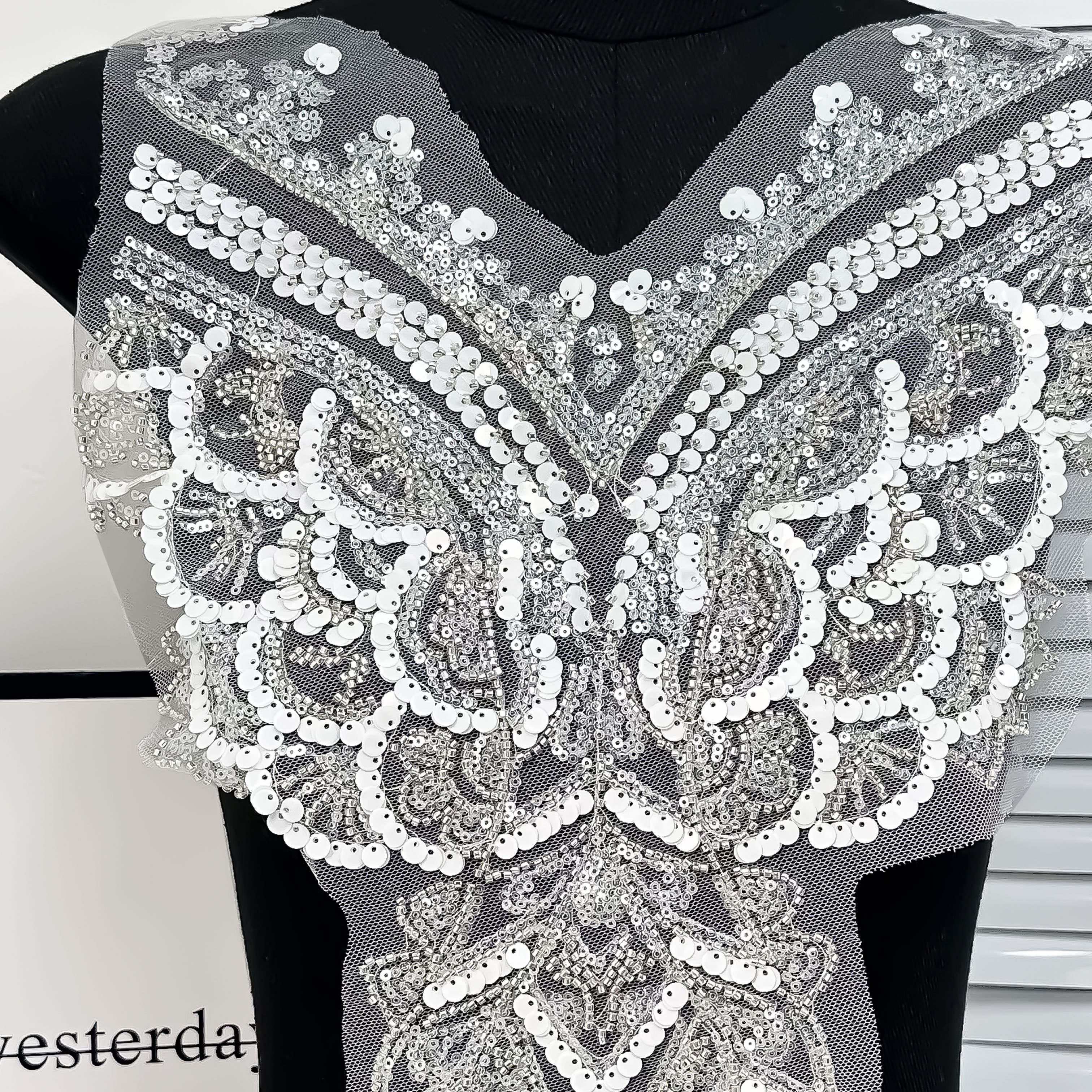 New crystal bridal applique bodycon dress rhinestone applique process sewing source factory