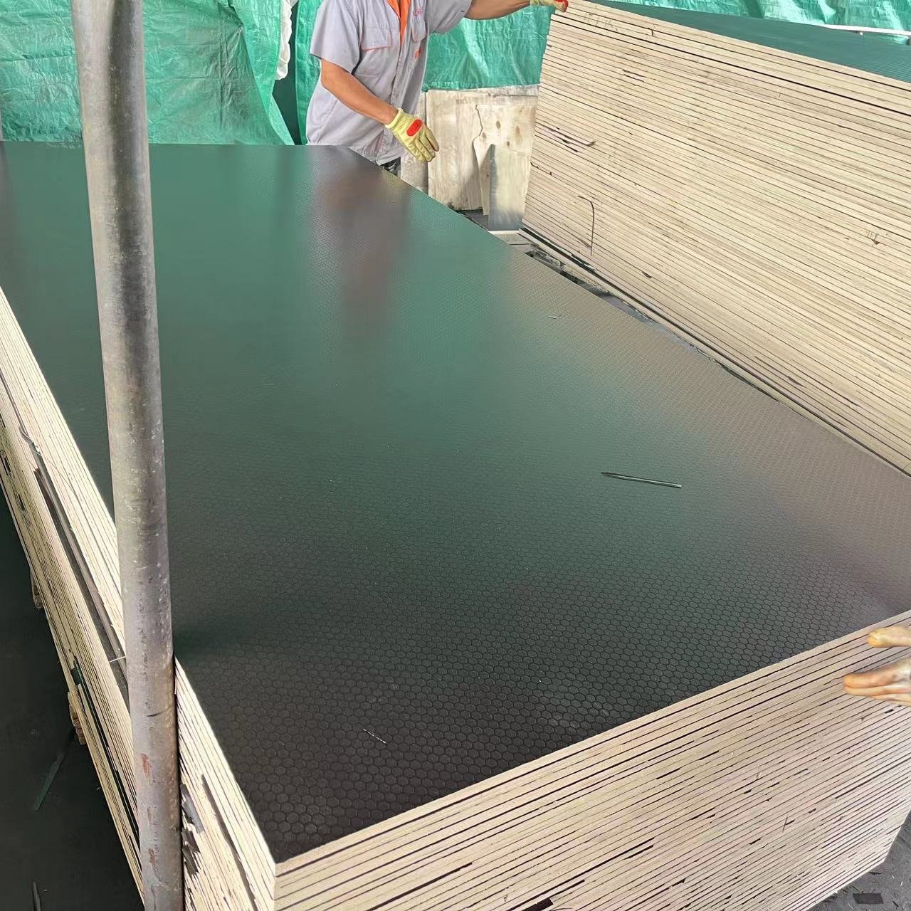 18mm plywood snap tie wedges for concrete formwork plywood manufacture