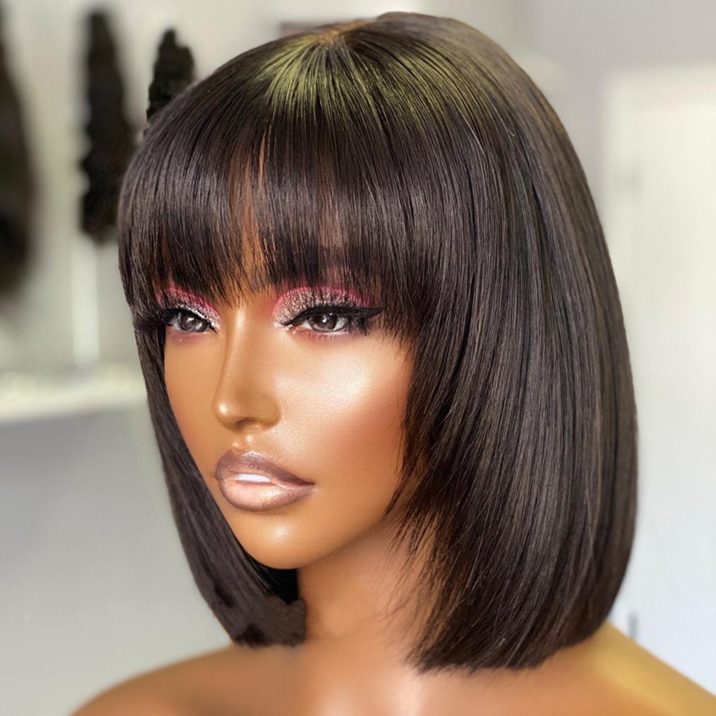 Fashionable 100% Human Hair Wigs With Bangs Glueless Short 2*4 Bob Wigs For Woman Daily Use Natural Human Hair Wigs