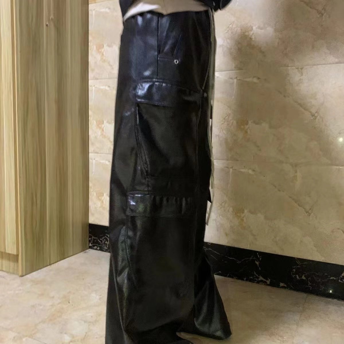 Custom Men Loose Matte Coated Multi-Pocket baggy Cargo Men's Jeans