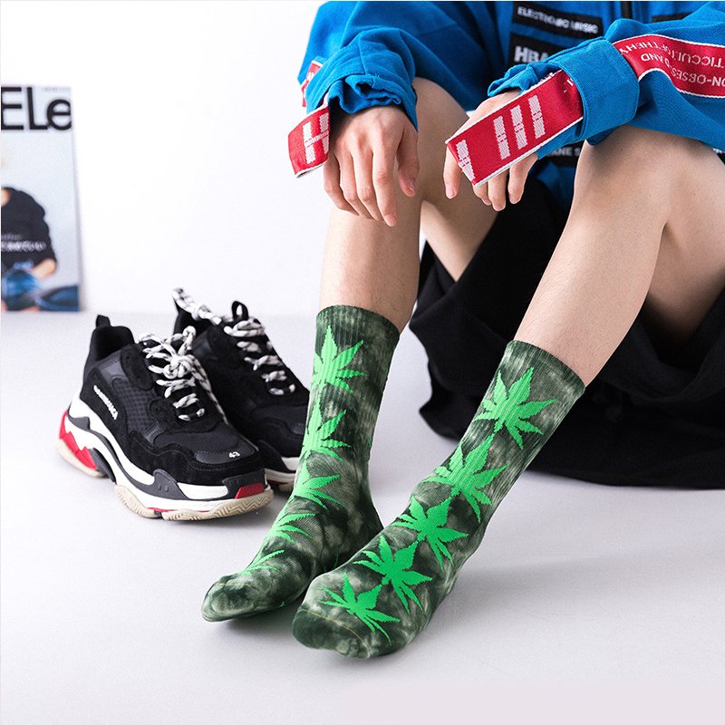 High Quality Bulk Unisex Tie Dye Socks Custom Logo Crew Funky Hip Hop Sports Mens Colorful Weed Tie Dye Socks