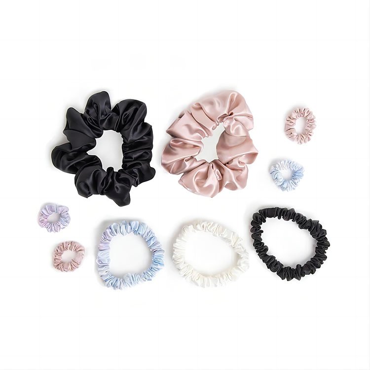 2024 new arrival wholesale Christmas satin silk hair scrunchies tie custom silk scrunchie with box