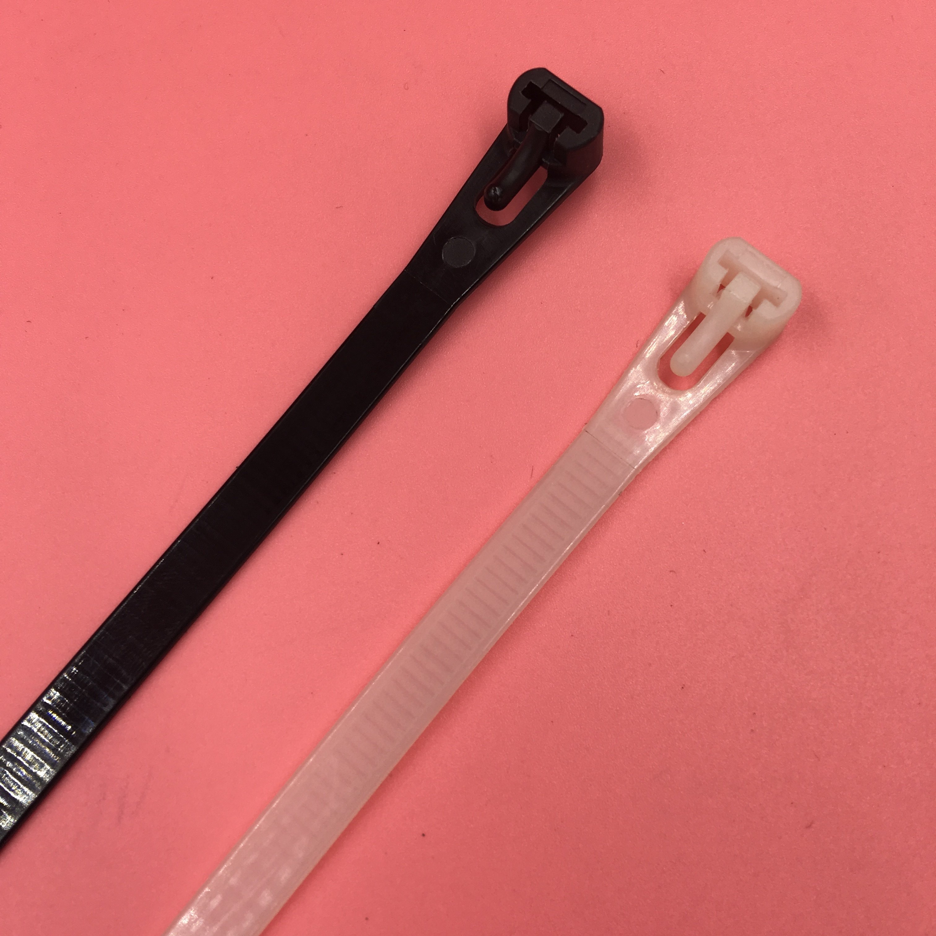 4.8*200mm 8" Releasable Reusable Carry Straps Automatic Adjustable Zip Tie Strap Reusable Wire Wraps Nylon Cable Ties