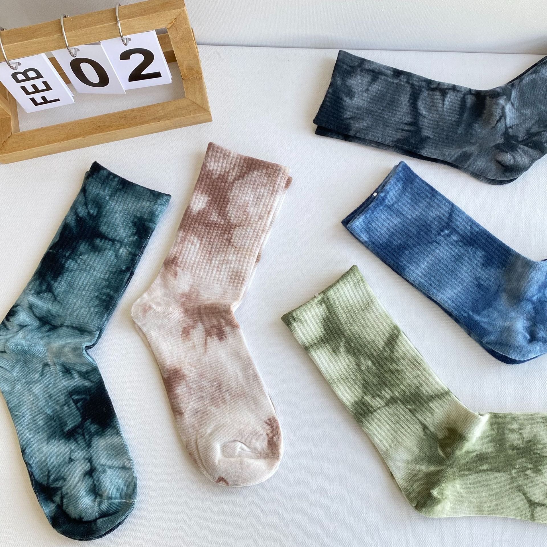 Novelty Skateboard Dress Socks Colorful Cool Tie Dye Crew Sustainable Fashion Tie Dye R-gear Drymax For Men And Wo Sports Socks