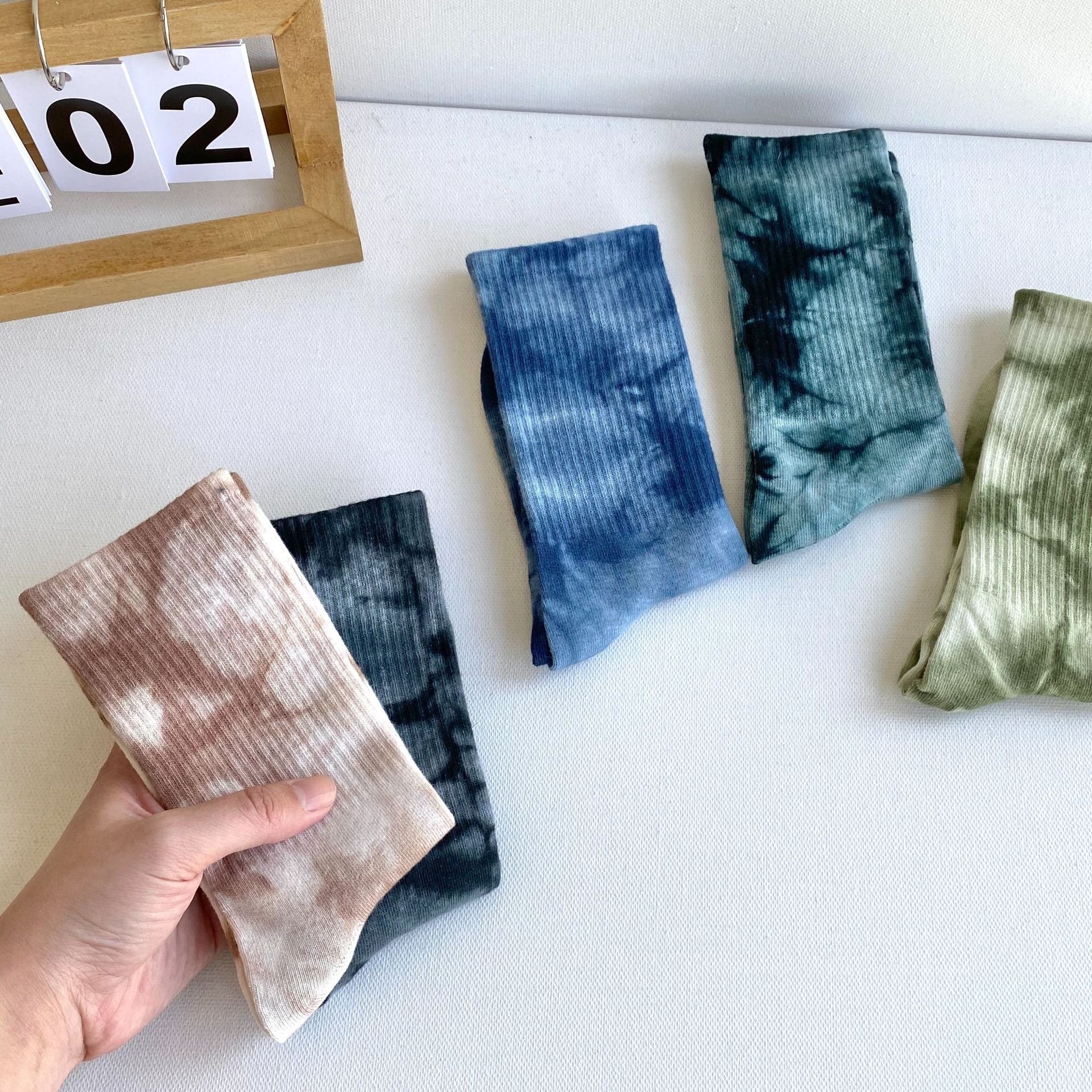 Novelty Skateboard Dress Socks Colorful Cool Tie Dye Crew Sustainable Fashion Tie Dye R-gear Drymax For Men And Wo Sports Socks