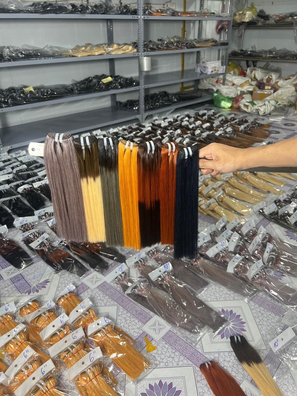 Wholesale Invisible Top Vietnam Grade Cuticle Intact Hand Tied Weft Human Hair Extensions Wave Style Bundle Bulk Glueless
