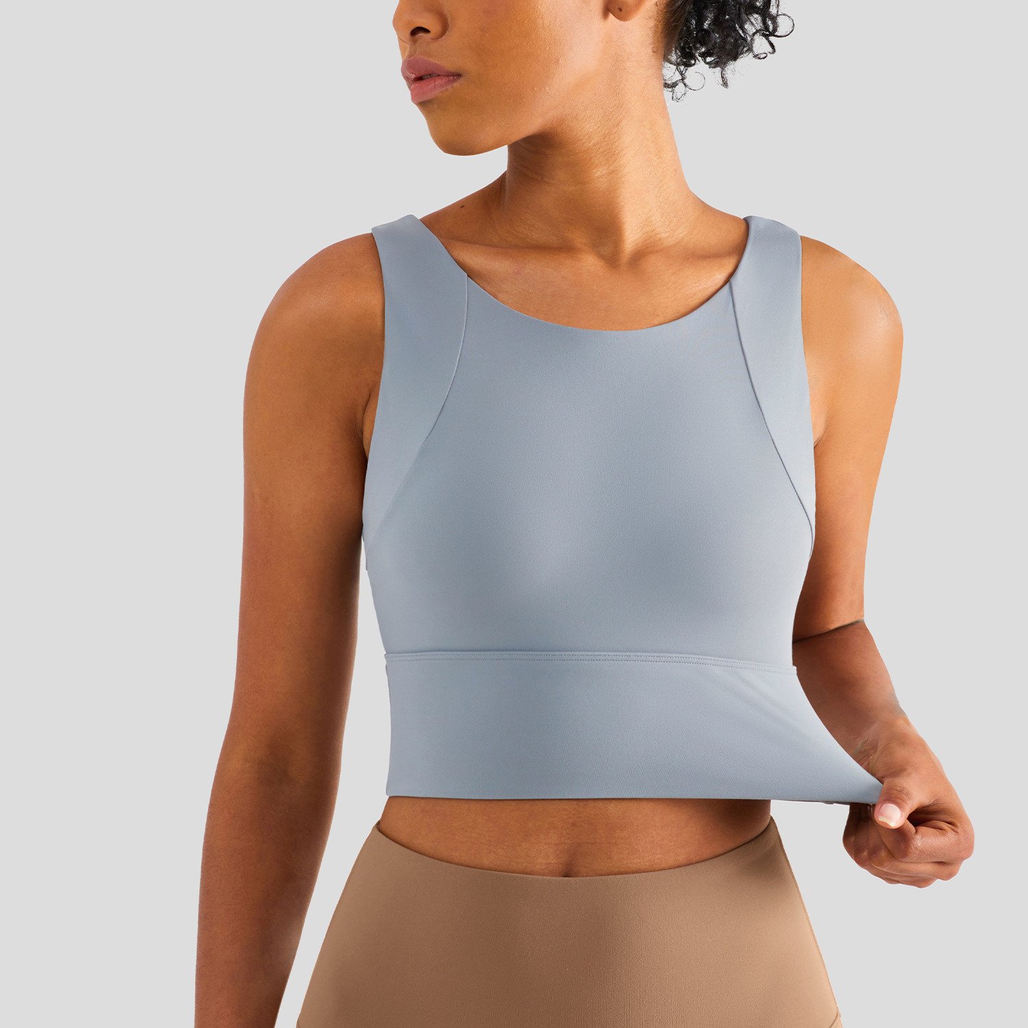 High Quality Gym Active Yoga Wear Back Twisted Yoga Bra Strappy Padded Spandex Sport Bra For Women