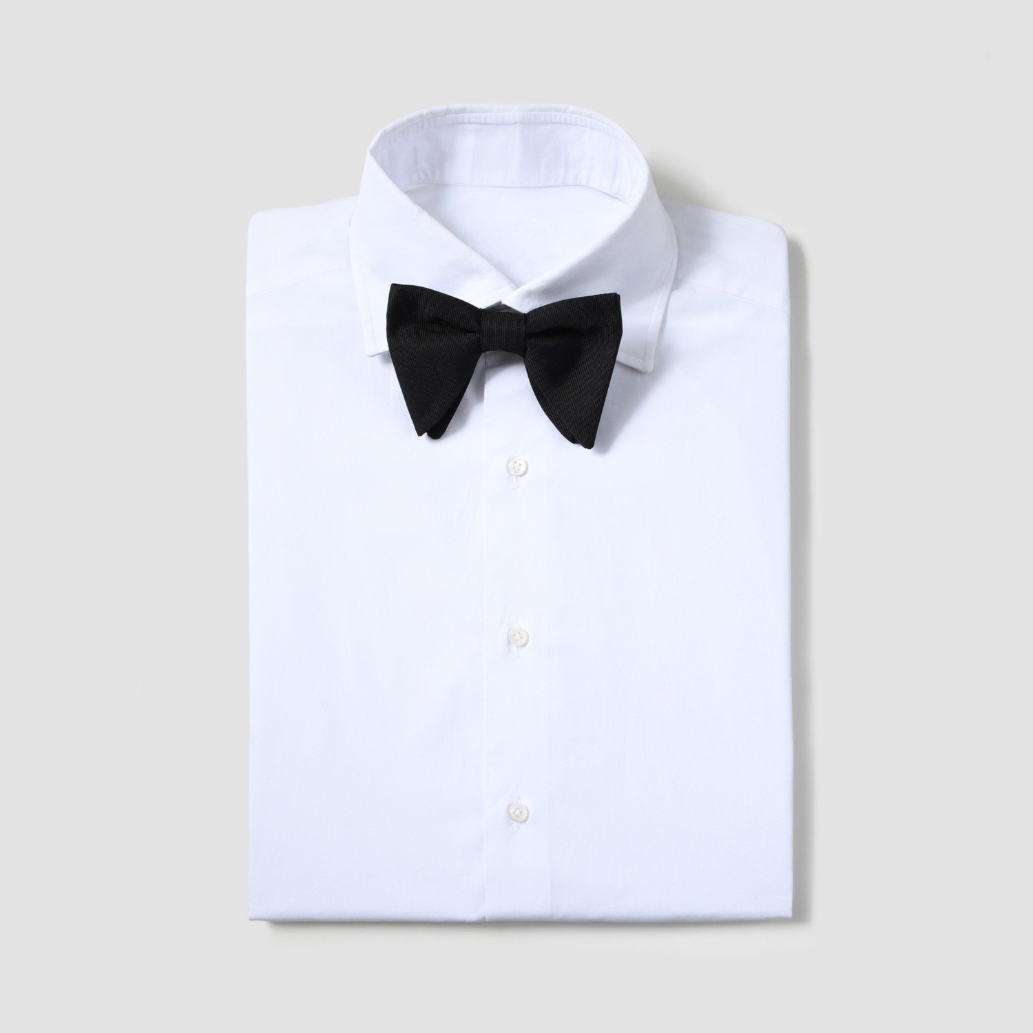 Elite Italian Bow Tie - Unique Silk Gross Grain Texture - Pre-Tied Elegance for Formal Occasions