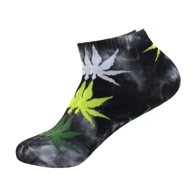 Whale Wholesale High Quality Maple Leaf Socks 2024 Colorful Ins Weed Socks Skateboard Tie-dyed Hip hop Ankle Socks For Couple