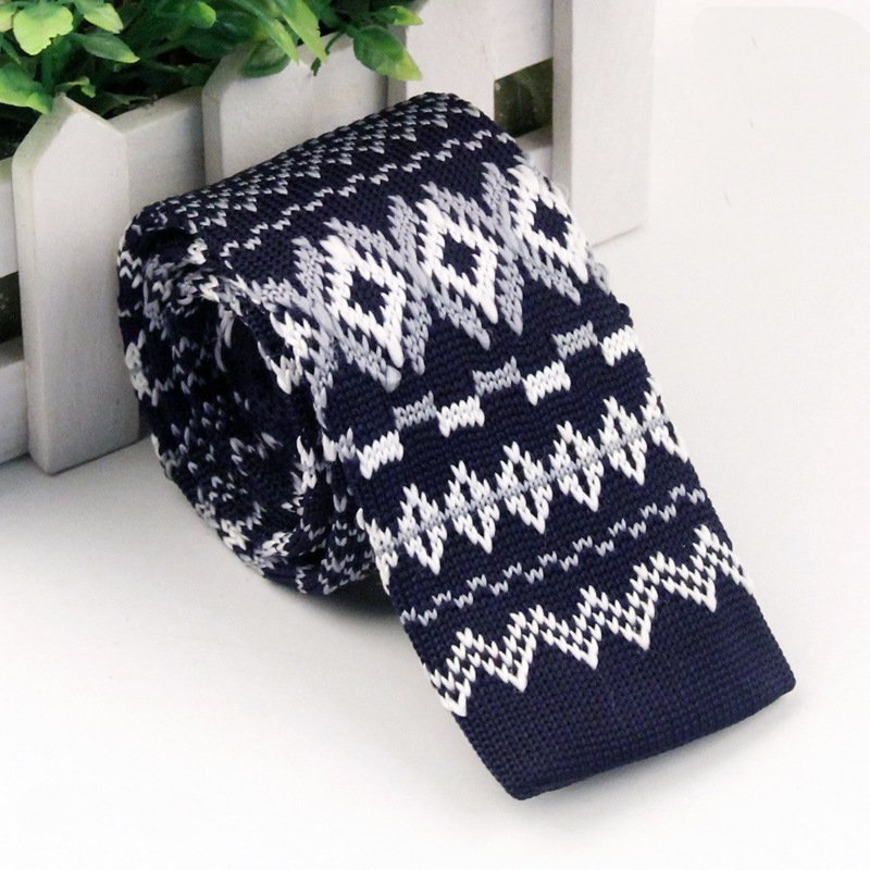 Wholesale polyester black knitted neck tie