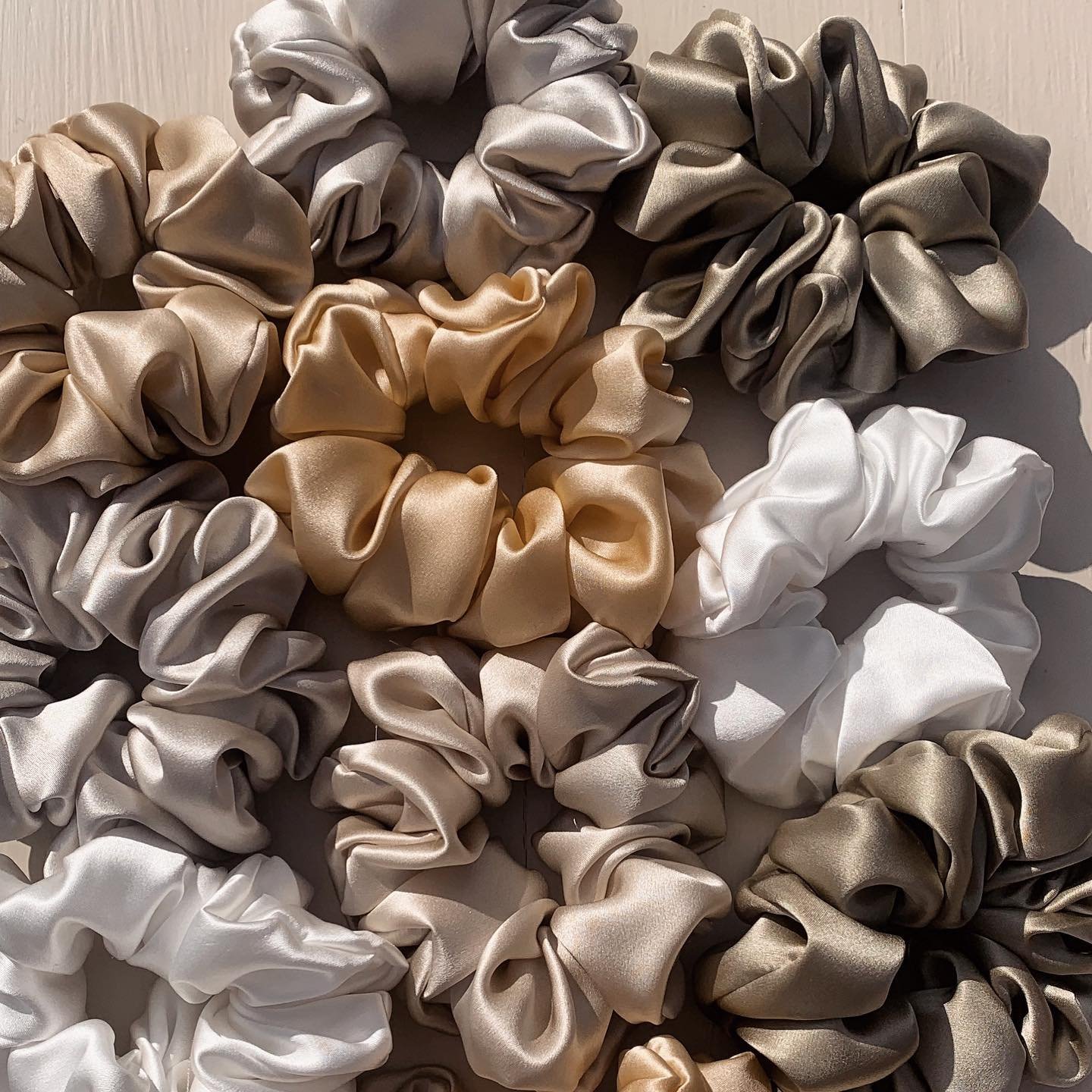 Satin hair scrunchies mini silk New Women Girls Hair Accessories Ponytail Holder Silk Hair Scrunchies