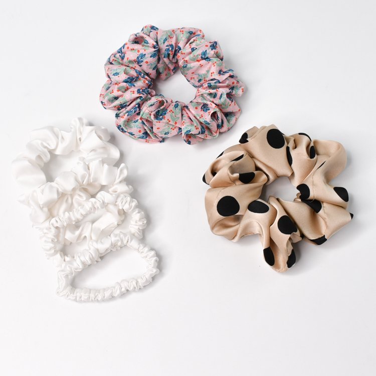 Customized Silk Satin Girl Designer 100% Tie Hair Accessories Scrunchies Wholesale Ponytail Holder Hair Ring Hair Tie