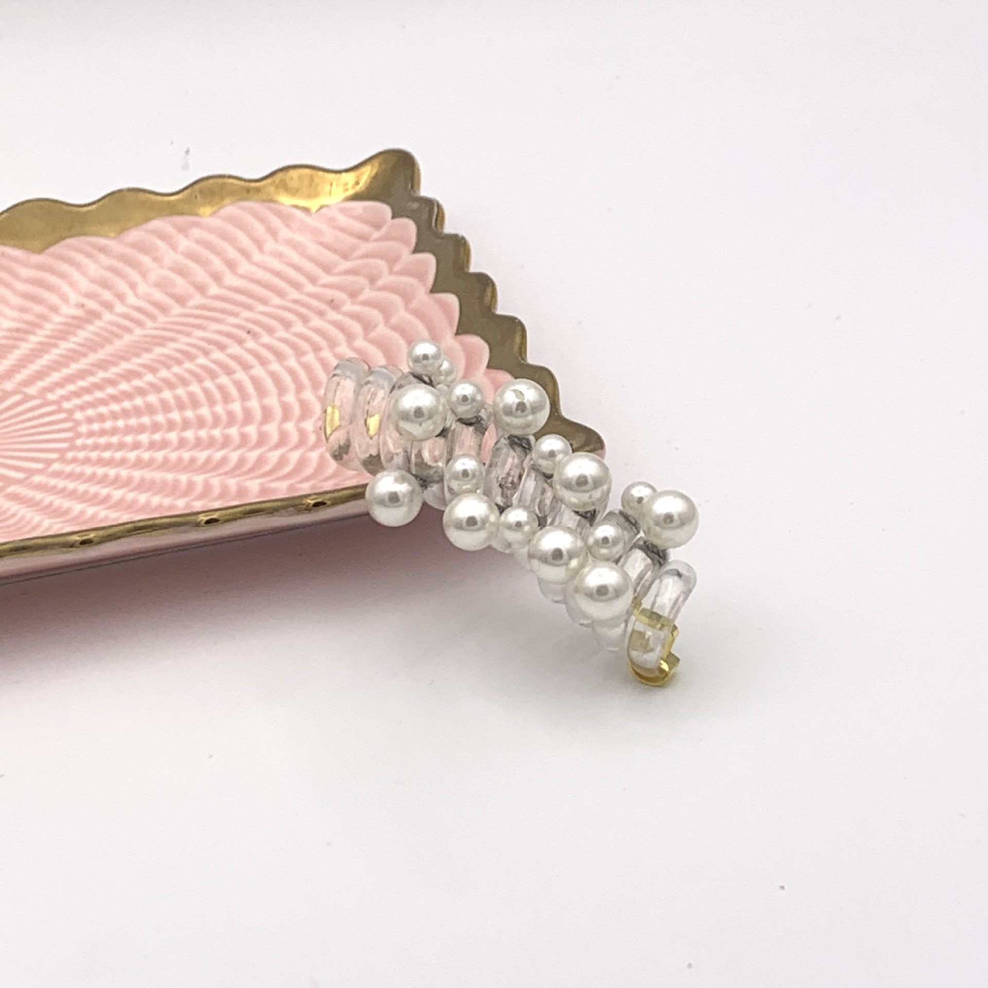 Cheap Fashion Colorful Pearl Wire Hair Bands Waterproof Hair Coils No Damage Kids Girls Telephone Straight Spiral Hair Ties