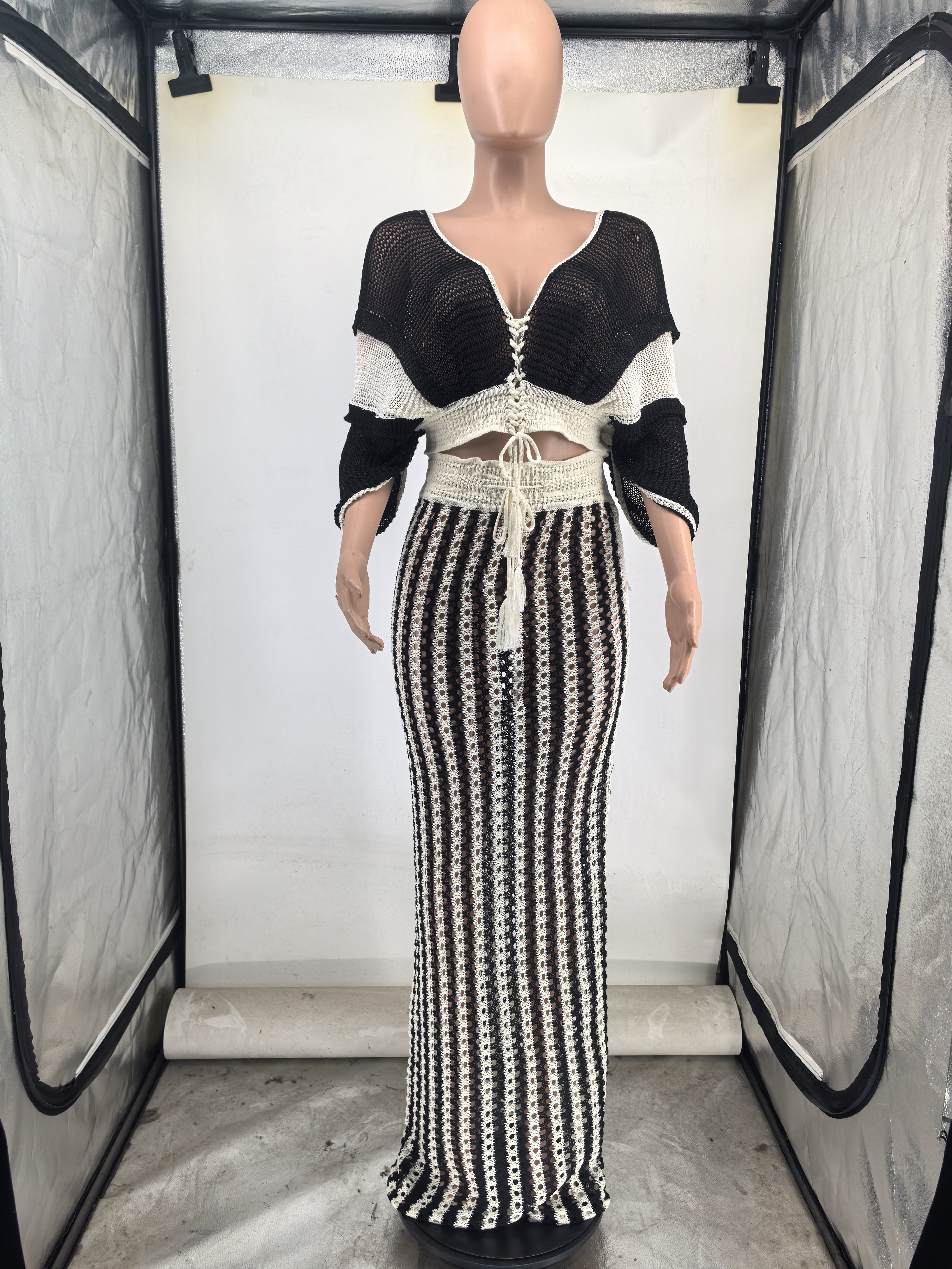 STOCK Two Colors V-NECK Short Sleeve Knit Top Women Two Pieces Set Crochet Skirt Beach Outfits