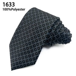 1633