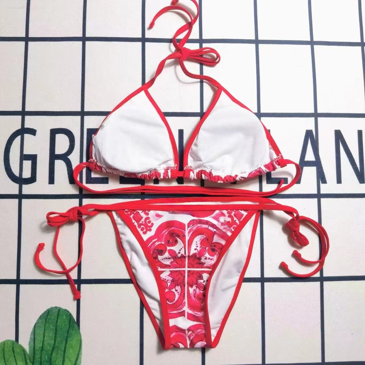 Factory Price 2024 New Style Sexy Ladies Girls String bikini thong Swimsuit Women swimwear designer bikini set