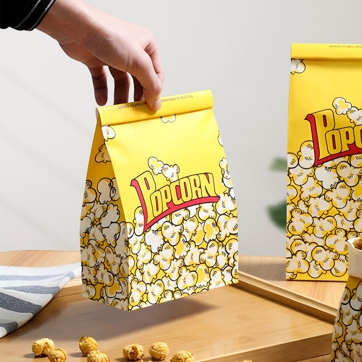 Recyclable Custom LOGO Oil-proof Wire Seal Yellow Foldable Microwave Popcorn Paper Bag For Halloween Carnival Themed Part