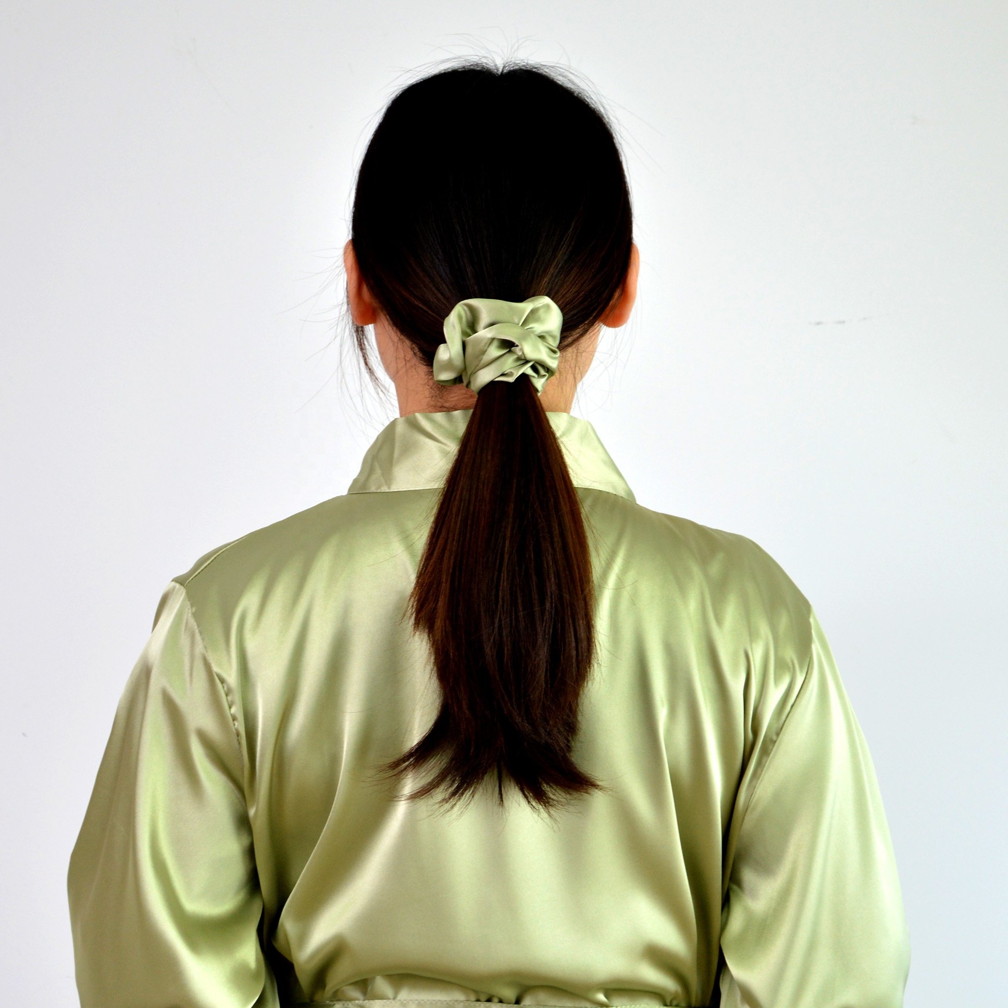 Wholesale High Quality 3.5cm and 5cm Smooth and High Elasticity Hair Ties Hair Band Silk Satin Scrunchies