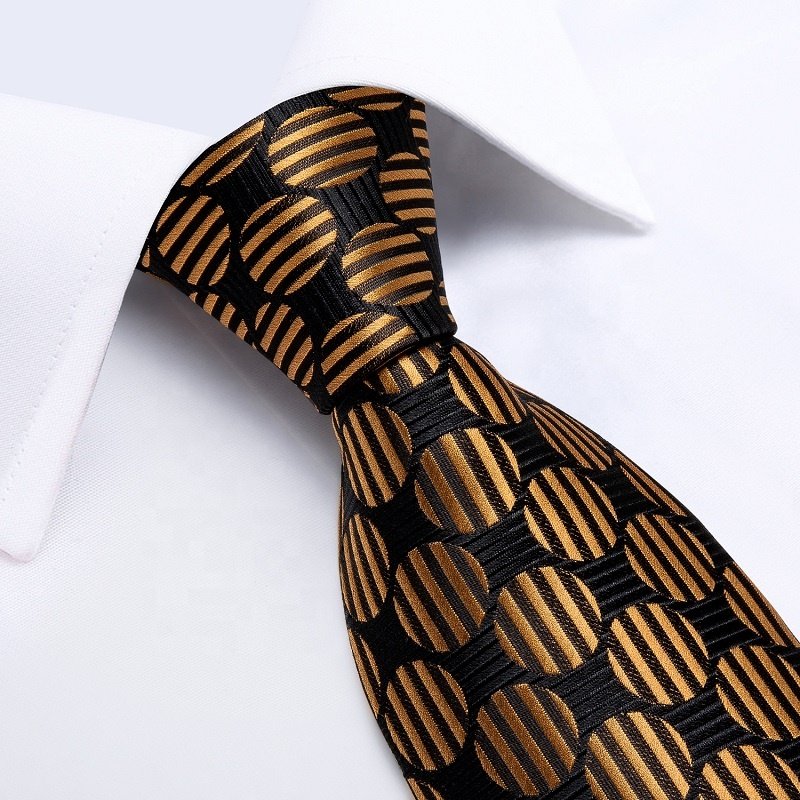 Wholesale High Quality Jacquard Black Gold Silk Tie Men Neckties with Pocket Square