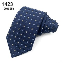 1423