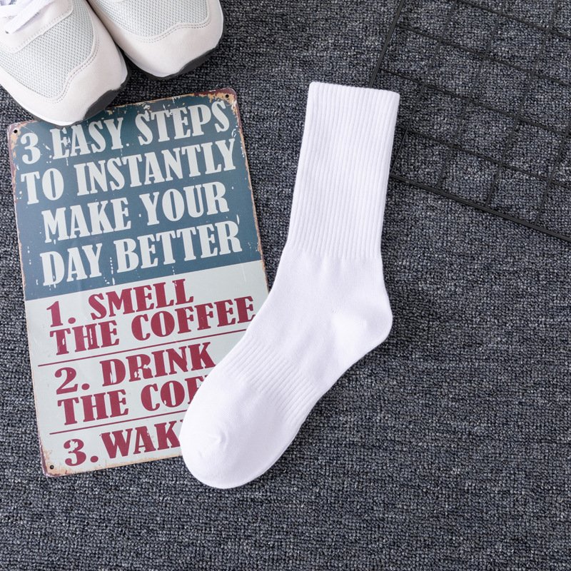 New Arrival Socks Casual Japanese Style Fashion Solid Color Custom Crew Socks High Quality Custom Logo Sport Socks